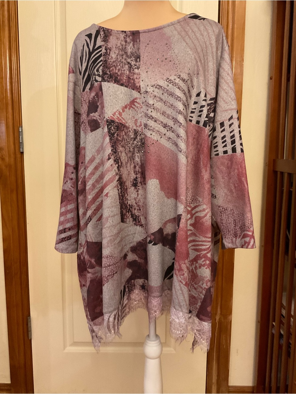 Avenue Rose/Mauve Patterned Sparkly Embellished Top Fringed Lace Hemline 22/24W - Picture 6 of 10